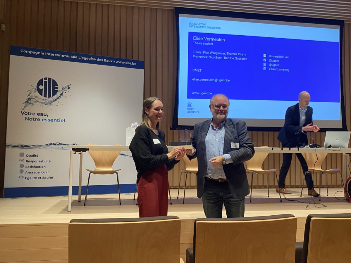 Elise Vermeulen receives prize for her CMET thesis
